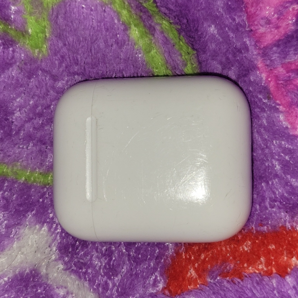 AirPods Gen 2